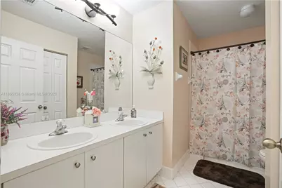 9506 SW 220th Ln, Cutler Bay, FL 33190 - Photo 23