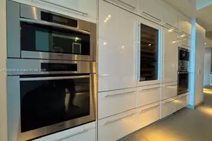 2711 S Ocean Dr, Hollywood, FL 33019 - Photo 21