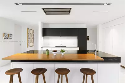 1000 Biscayne Blvd #4901, Miami, FL 33132 - Photo 27