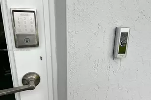 645 SE 14th Ct, Homestead, FL 33034 - Photo 3