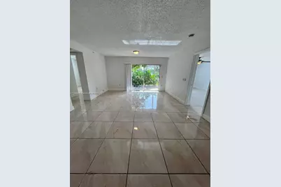 5065 Wiles Rd #103, Coconut Creek, FL 33073 - Photo 9