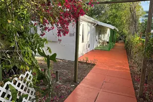 2023 Taylor St, Hollywood, FL 33020 - Photo 3