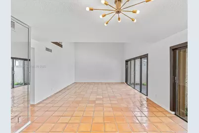 203 Bonnie Brae Way #34, Hollywood, FL 33021 - Photo 9