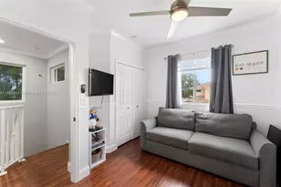 7423 NW 182nd St, Hialeah, FL 33015 - Photo 19