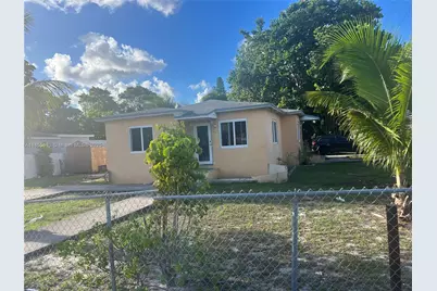 801 NW 105th St, Miami, FL 33150 - Photo 1