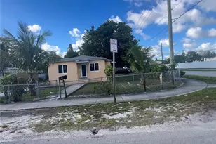 801 NW 105th St, Miami, FL 33150 - Photo 3