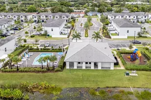 561 NW 204th St, Miami Gardens, FL 33169 - Photo 45