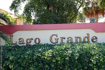 2705 W 64th Pl #52-14, Hialeah, FL 33016 - Photo 1