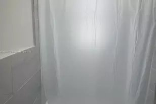 1432 NE 163rd St, North Miami Beach, FL 33162 - Photo 17