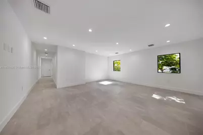 2151 NW 1st Ter, Miami, FL 33125 - Photo 19