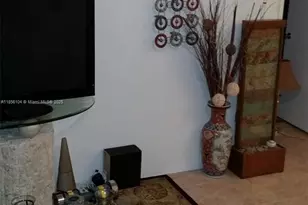 1351 NE Miami Gardens Dr, Miami, FL 33179 - Photo 19