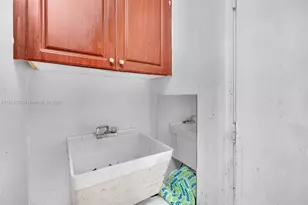 1891 NW 108th Ave, Plantation, FL 33322 - Photo 15