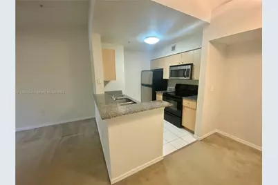 2544 Centergate Dr #305, Miramar, FL 33025 - Photo 7