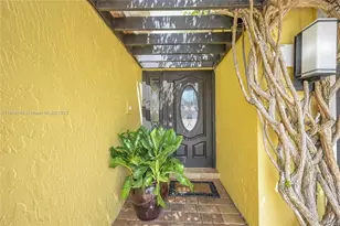 9398 Aegean Dr, Boca Raton, FL 33496 - Photo 5