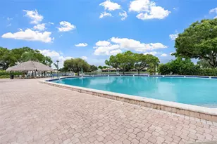 1101 Colony Point Cir, Pembroke Pines, FL 33026 - Photo 35