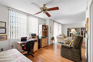 1101 Colony Point Cir, Pembroke Pines, FL 33026 - Photo 19