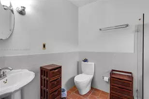 6243 SW 57th St, South Miami, FL 33143 - Photo 15