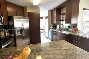 9942 NW 29th St, Doral, FL 33172 - Photo 21
