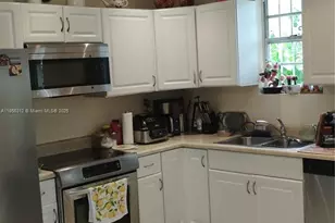 7312 NW 17th Ct, Miami, FL 33147 - Photo 5