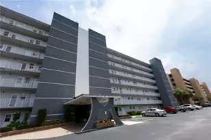 619 NE 14th Ave, Hallandale Beach, FL 33009 - Photo 23