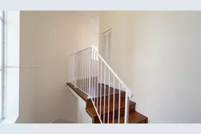 691 Ridgewood Rd, Key Biscayne, FL 33149 - Photo 43