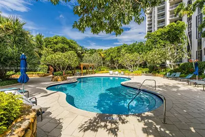 2000 Towerside Ter #406, Miami, FL 33138 - Photo 1