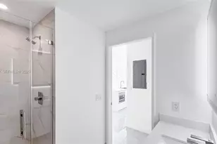 700 NE 24th St, Miami, FL 33137 - Photo 35