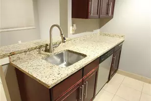 2850 N Oakland Forest Dr, Oakland Park, FL 33309 - Photo 5