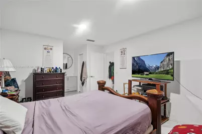 9502 SW 151st Ct, Miami, FL 33196 - Photo 17