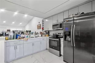 9502 Southwest 151 Court, Miami, FL 33196 - Photo 13