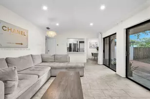 9667 NW 15th Ct, Pembroke Pines, FL 33024 - Photo 7