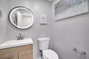 9667 NW 15th Ct, Pembroke Pines, FL 33024 - Photo 15