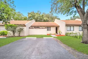 9667 NW 15th Ct, Pembroke Pines, FL 33024 - Photo 3