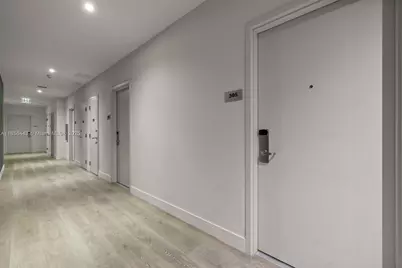 239 SW 9th St #305, Miami, FL 33130 - Photo 1