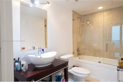 350 S Miami Ave #1814, Miami, FL 33130 - Photo 15