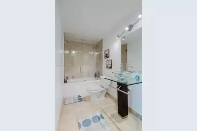 350 S Miami Ave #1814, Miami, FL 33130 - Photo 9