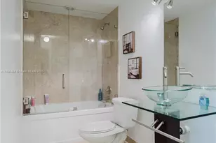 350 S Miami Ave, Miami, FL 33130 - Photo 9