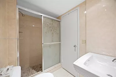 251 174th St #812, Sunny Isles Beach, FL 33160 - Photo 25