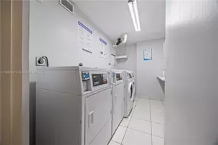 251 174th St, Sunny Isles Beach, FL 33160 - Photo 33