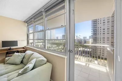 251 174th St #812, Sunny Isles Beach, FL 33160 - Photo 3
