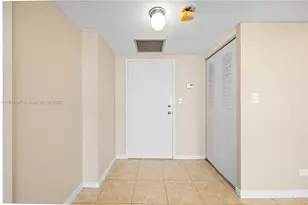 251 174th St, Sunny Isles Beach, FL 33160 - Photo 27