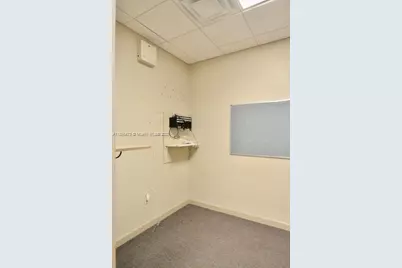 1032 Tamiami Trail #7, Port Charlotte, FL 33953 - Photo 9