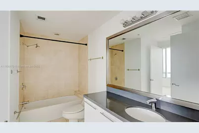 90 SW 3rd St #PH-10, Miami, FL 33130 - Photo 13