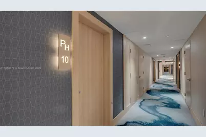 90 SW 3rd St #PH-10, Miami, FL 33130 - Photo 21