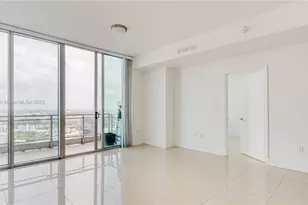 90 SW 3rd St, Miami, FL 33130 - Photo 3