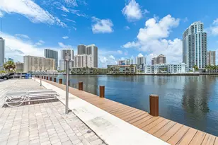 121 Golden Isles Dr, Hallandale Beach, FL 33009 - Photo 39