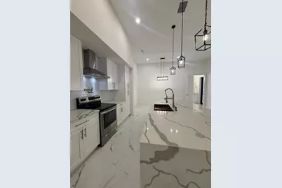 4304 NW 27th Ln, Cape Coral, FL 33993 - Photo 3