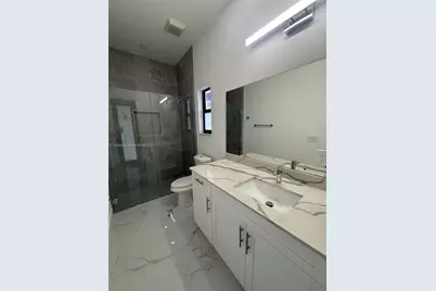 4304 NW 27th Ln, Cape Coral, FL 33993 - Photo 9