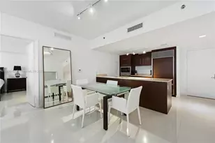 475 Brickell Ave, Miami, FL 33131 - Photo 15