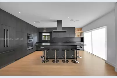 5827 SW 69th Ct, Miami, FL 33143 - Photo 7